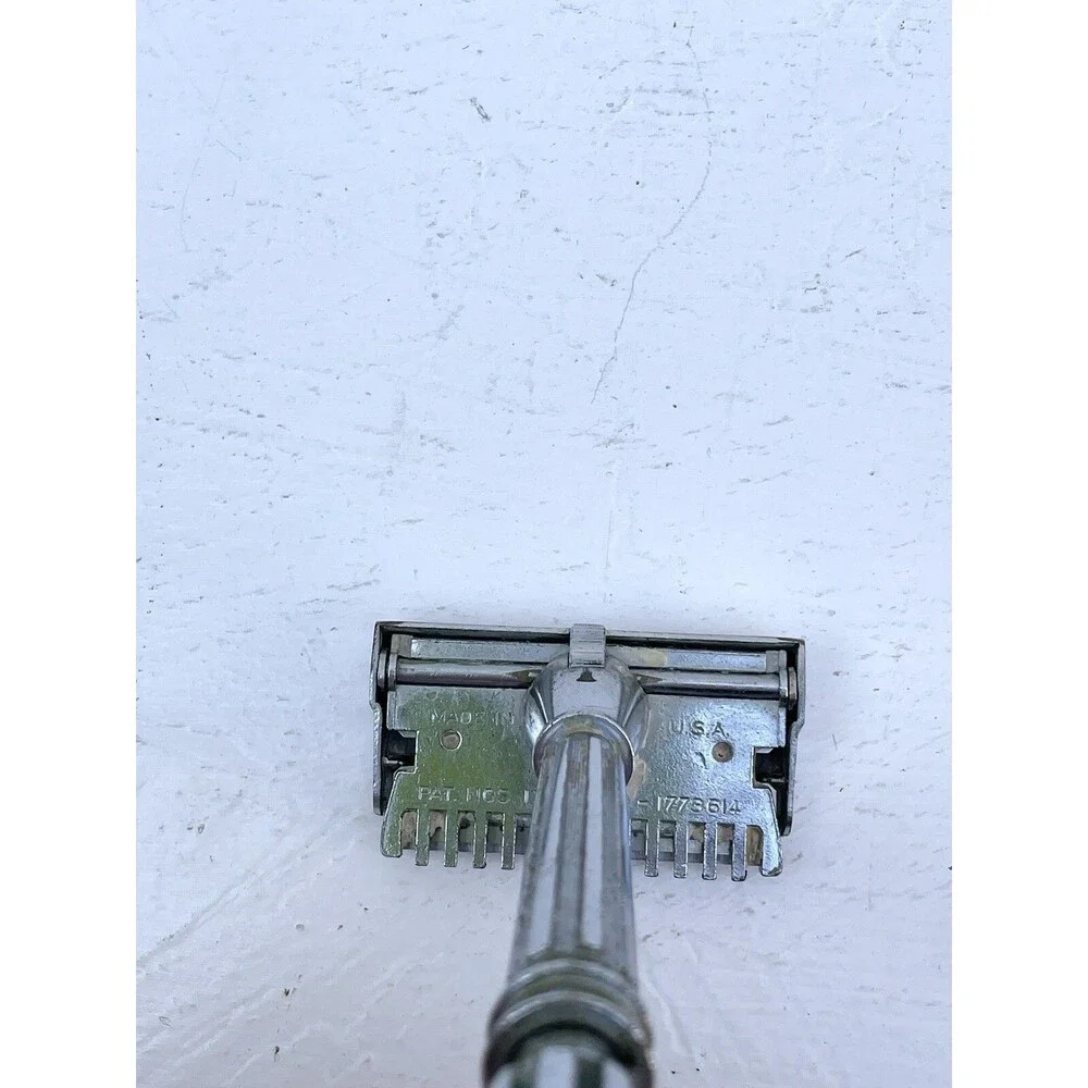Vintage Eversharp Schick Injector Safety Razor w/ Blade Dispenser Retro Shaving